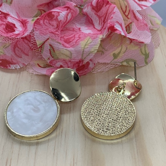 Big Acrylic Earrings - Picture 2 of 4